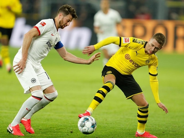 Soi kèo Frankfurt vs Dortmund