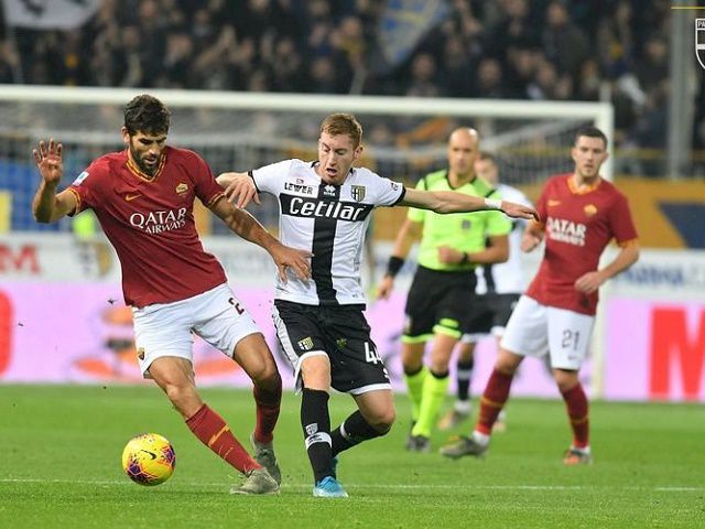 Phân tích kèo Parma Calcio vs AS Roma