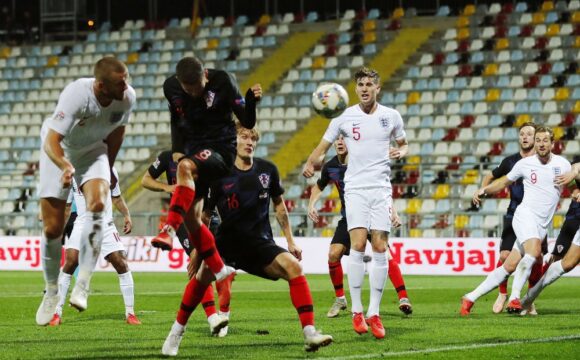 Soi kèo thẻ phạt Anh vs Croatia, 20h00 ngày 13/6 – Euro 2021| Tinsoikeo
